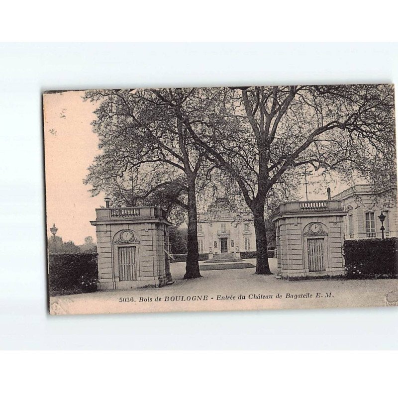 Bois de BOULOGNE : Entrée du Château de Bagatelle - état