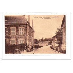 SOMPUIS : grande-rue, la gendarmerie - tres bon état