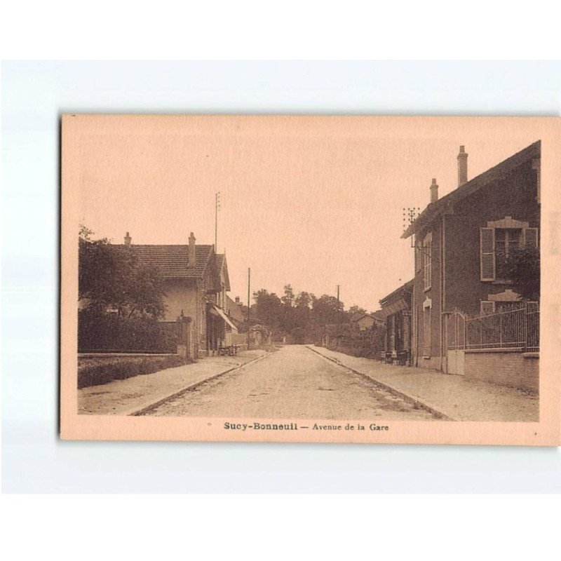 SUCY BONNEUIL : Avenue de la gare - très bon état