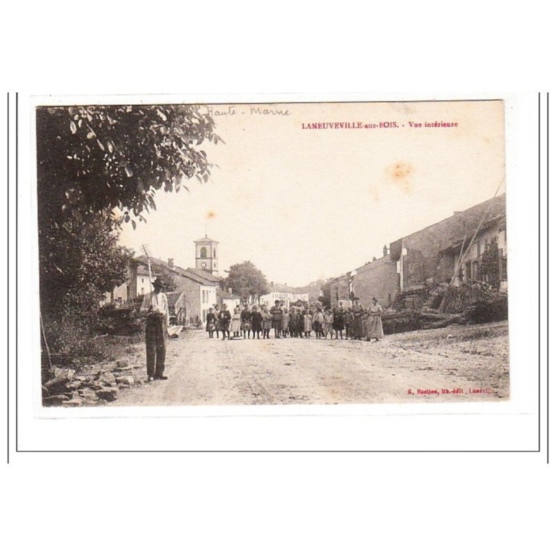 LANEUVEVILLE-aux-BOIS : vue interieur - tres bon état
