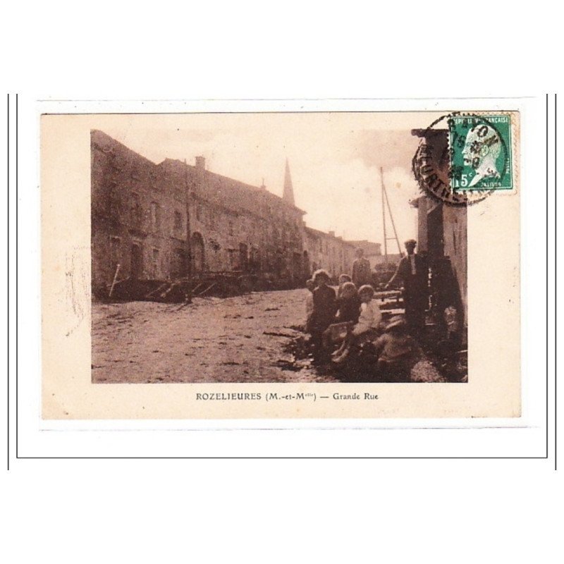 ROZELIEURES : grande rue - tres bon état