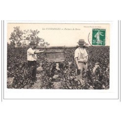 LEMONON-DUCOTE : vendanges, porteurs de benne - tres bon état