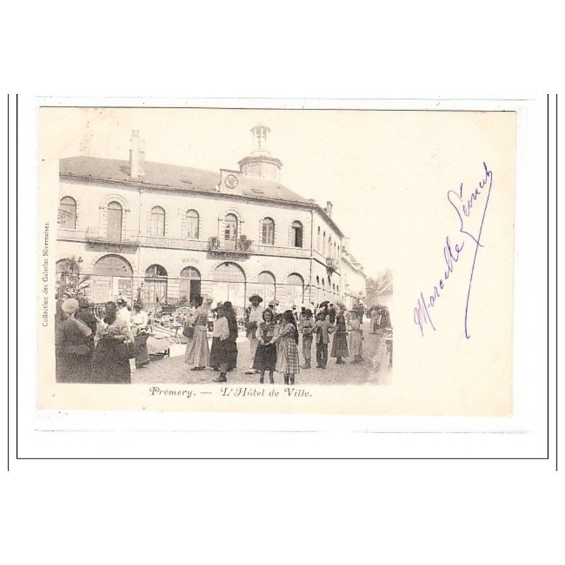 PREMERY : l'hotel de ville - tres bon état
