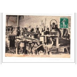 HAUTMONT : acieries de l'union, atelier de modelage - tres bon état