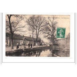 CRESSONSSACQ : le calvaire - tres bon état
