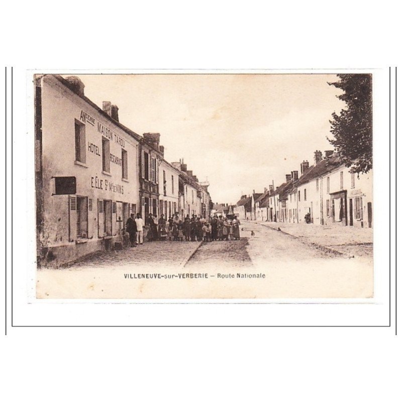 VILLENEUVE-sur-VERBERIE : route nationale - tres bon état