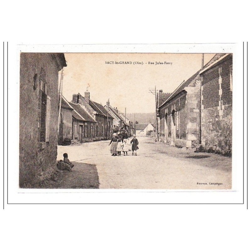 SACY-le-GRAND : rue jules-ferry - tres bon état
