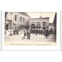 MOUY : cour de recreation et classes des grandes - tres bon état