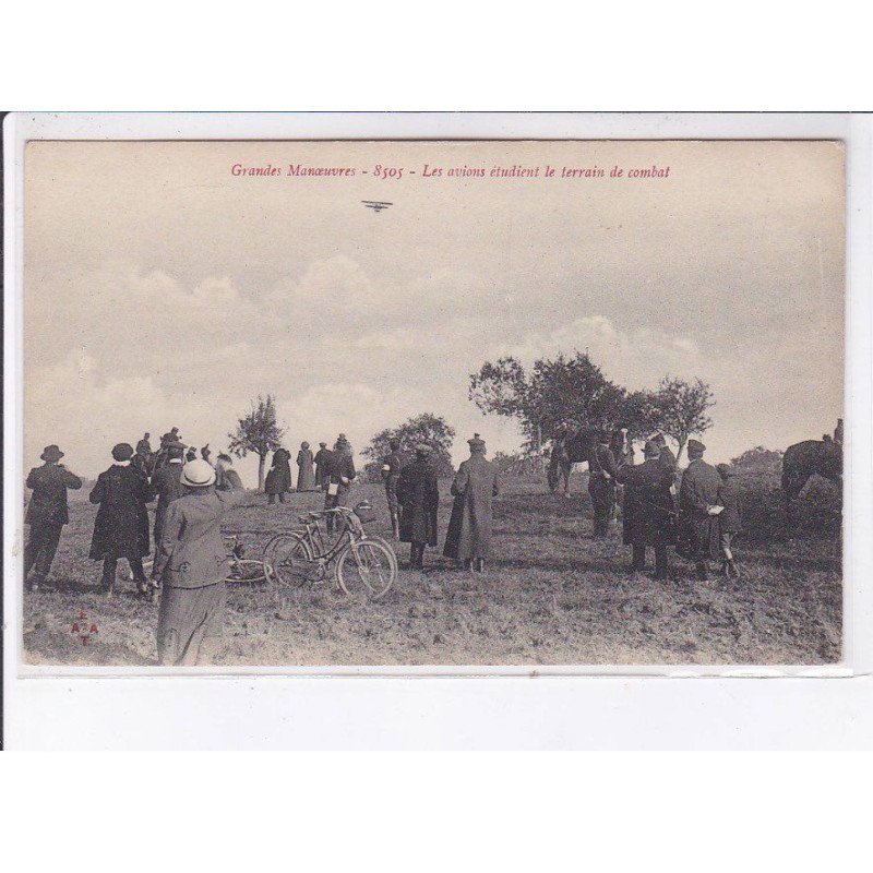 SAINTE-MAURE: aviation grandes manoeuvre les avions étudient le terrain de combat - état