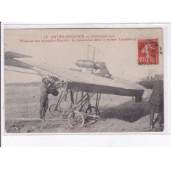 AUTUN: aviation 1910, Weiss sur son monoplan Koechlin, le mécanicien lance le moteur - très bon état