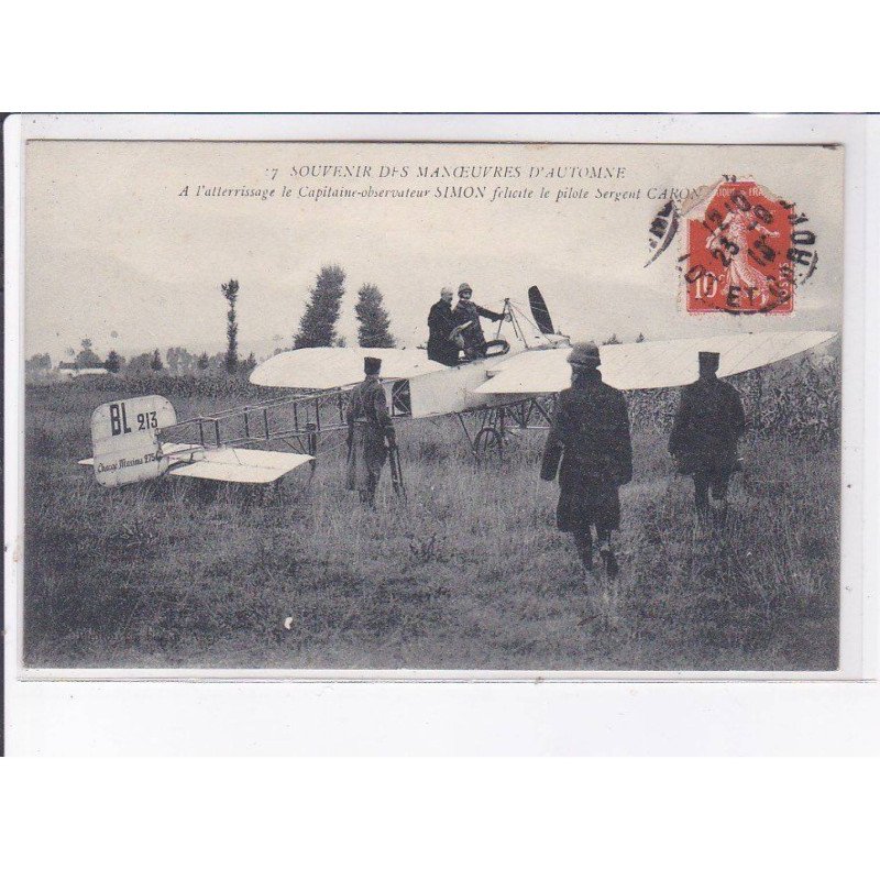 AGEN: aviation, souvenir des manoeuvres d'automne, atterrissage capitaine-observateur Simon félicite le sergent - état