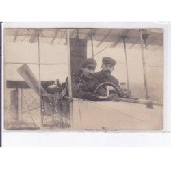 CROIX-D'HINS: aviation, Victor Rigal sur son biplan voisin avec un passager Marucie Martin(?) - très bon état