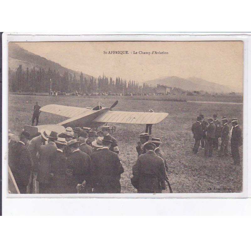 SAINT-AFFRIQUE: le champ d'aviation - très bon état SAINT-AFFRIQUE: le champ d'aviation - très bon état