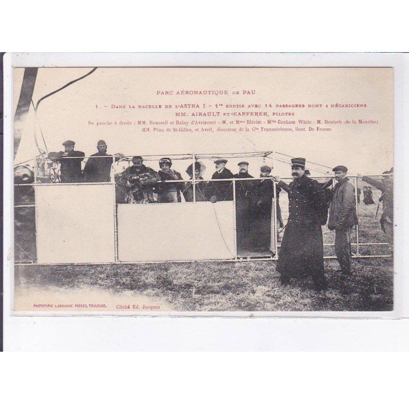 PAU: parc aéronautique, dans la nacelle de l'astra, M. Airault et Kapferer, pilotes - très bon état