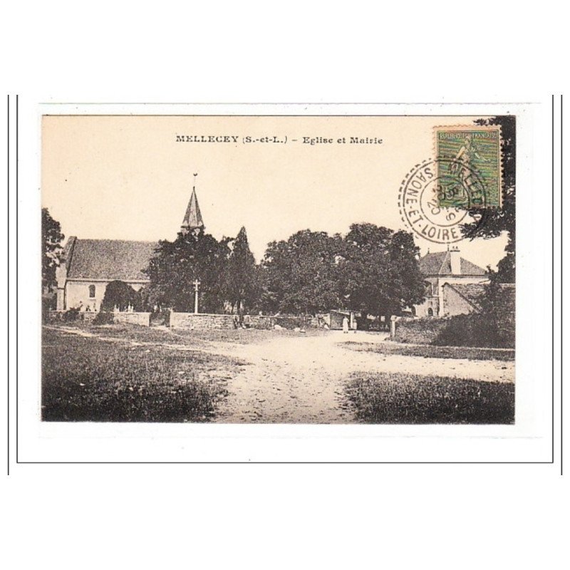 MELLECEY : eglise et mairie - tres bon etat MELLECEY : eglise et mairie - tres bon etat