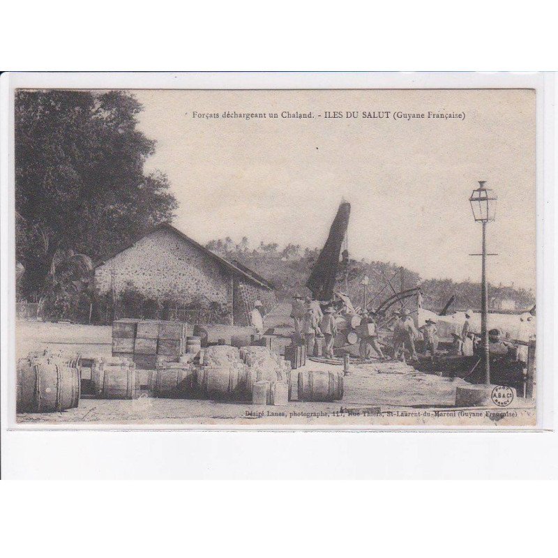 GUYANE: iles du salut, forçats déchargeant un chaland, bagne - très bon état