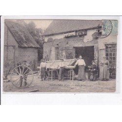 BOUGLANVAL: atelier de charrons, bois - très bon état