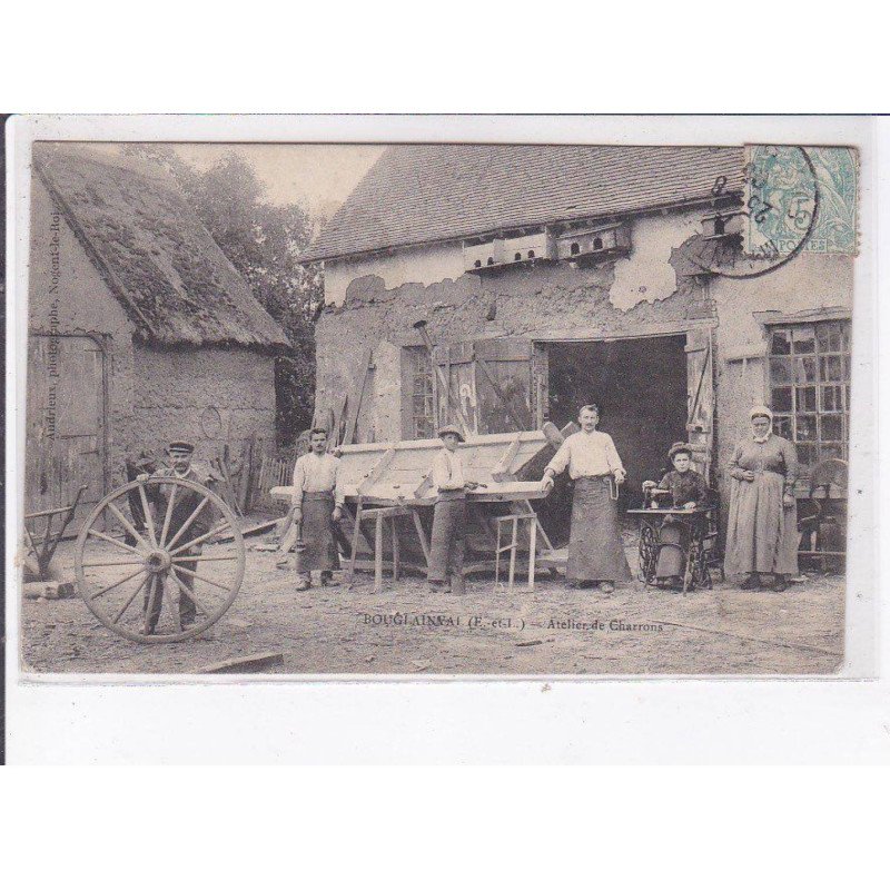 BOUGLANVAL: atelier de charrons, bois - très bon état