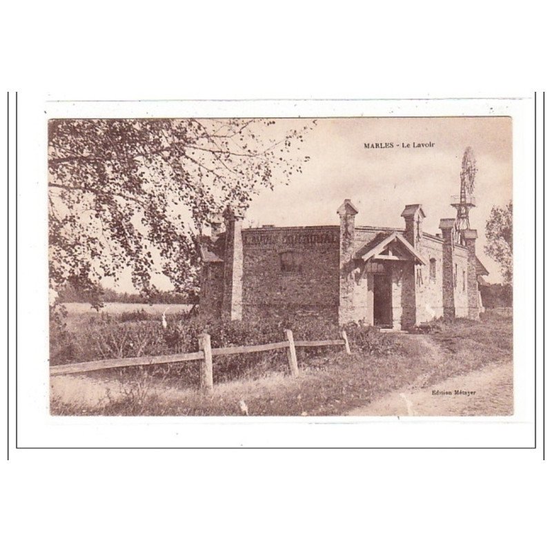 MARLES : le lavoir - tres bon etat