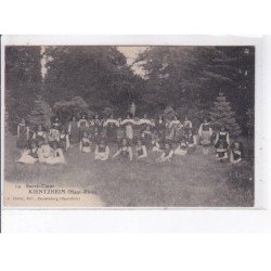 KIENTZHEIM: sacré-coeur, groupe de filles - très bon état