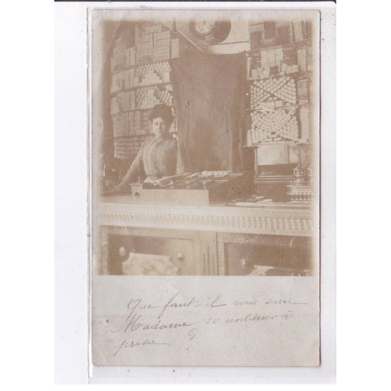 PARIS(?): intérieur de magasin - très bon état