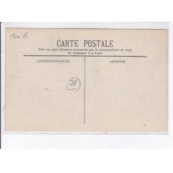 HOUILLES: la galette du petit chaperon rouge, rue de la fédération - très bon état