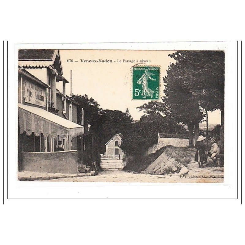 VENEUX-NADON : le passage a niveau - tres bon etat