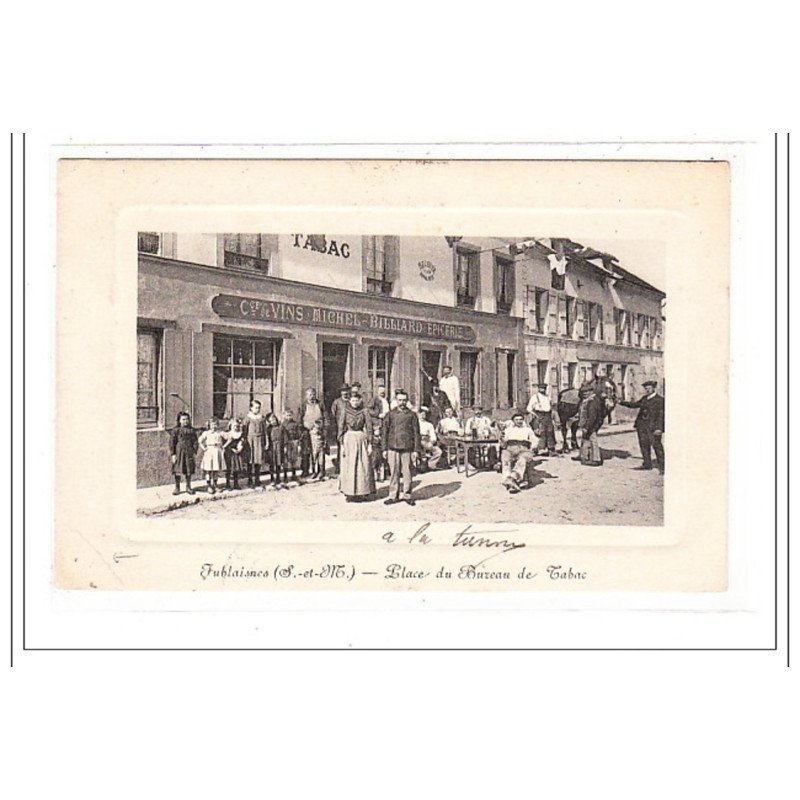 FUBLAISNES : place du bureau de tabac - etat