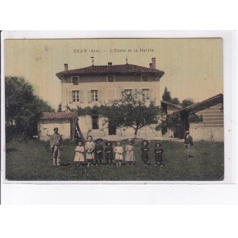 OZAN: l'école et la mairie - très bon état