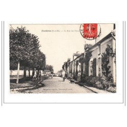 FAVIERES : la rue des fleurs - tres bon etat