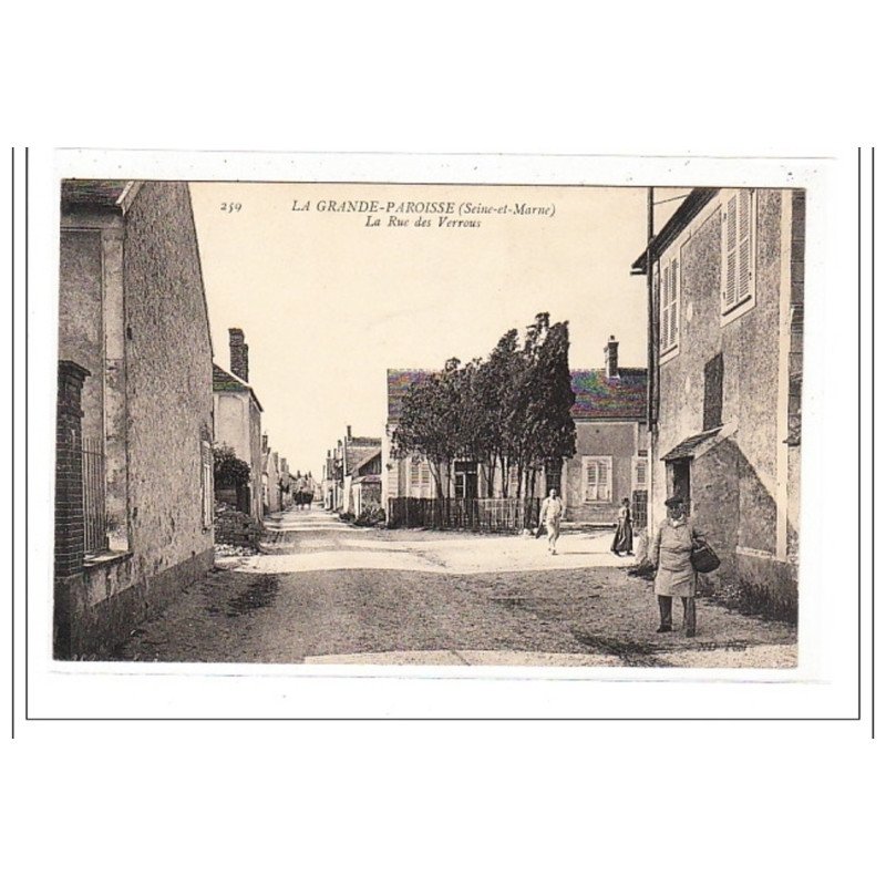 LA GRANDE-PAROISSE : la rue des verrous - tres bon etat