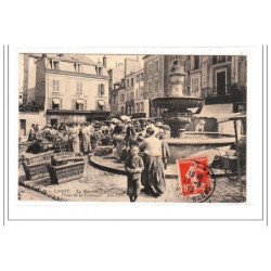 LAGNY : le marché, place de la fontaine - tres bon etat
