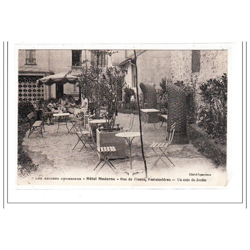 FONTAINEBLEAU : hotel moderne, rue de france - tres bon etat