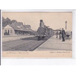 GIEN: intérieur de la gare, train - état