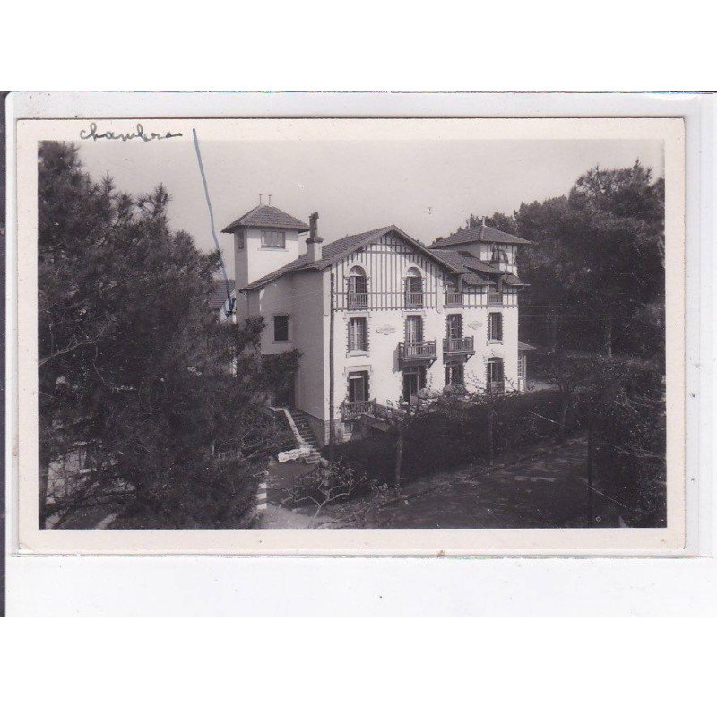 SAINT-JEAN-de-LUZ: "les goëlands" - très bon état