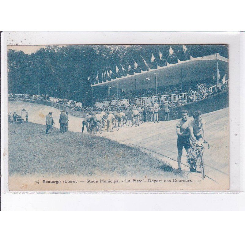 MONTARGIS: stade municipal, la piste, départ des coureurs - très bon état MONTARGIS: stade municipal, la piste, départ des coureurs - très bon état