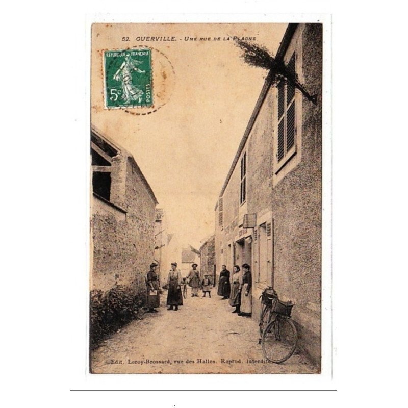 GUERVILLE : une rue de la plagne - tres bon état