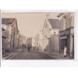 SEGONZAC: boucherie, poste - très bon état