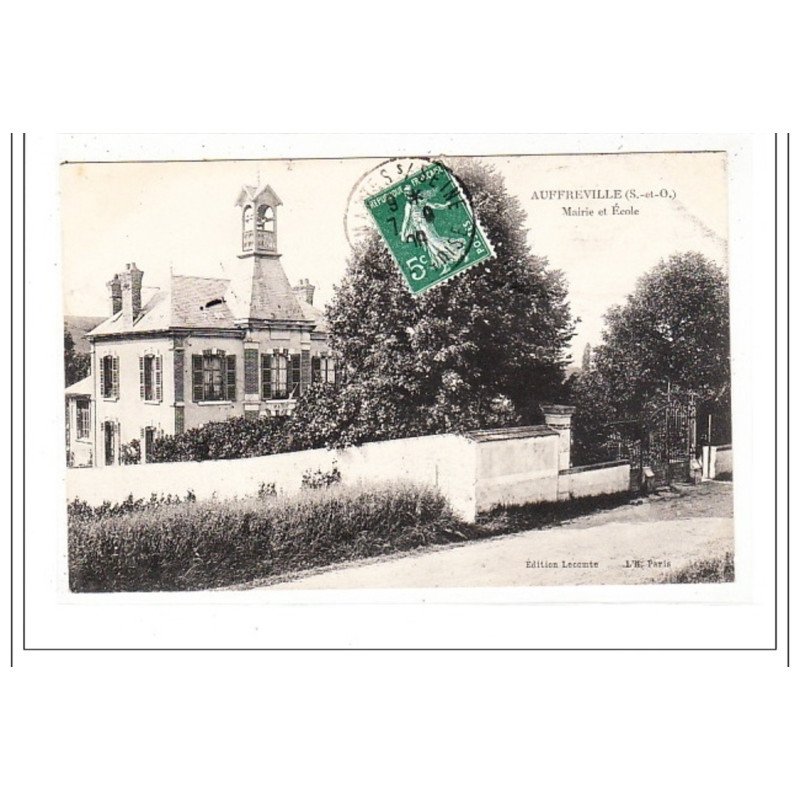 AUFFREVILLE : mairie et ecole - tres bon état