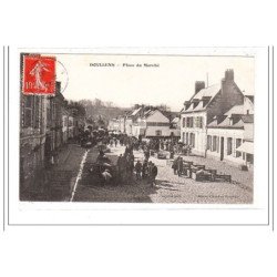 DOULLENS : la place du marché - tres bon état