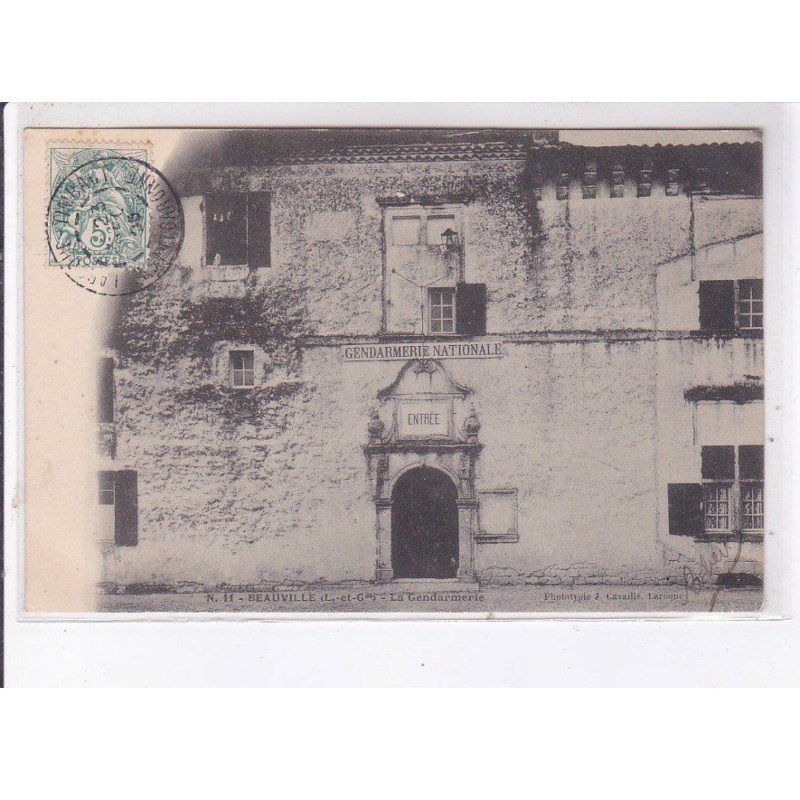 BEAUVILLE: la gendarmerie - très bon état