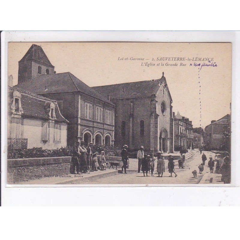 SAUVETERRE-la-LEMANCE: l'église et la grande rue - très bon état