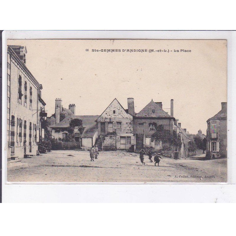 SAINTE-GEMMES-D'ANDIGNE: la place - très bon état