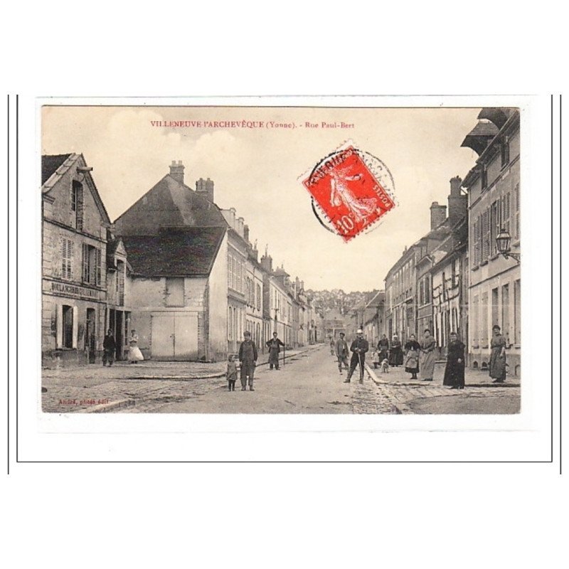 VILLENEUVE-L'ARCHEVEQUE : rue paul-bert - tres bon état