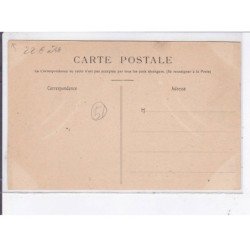 EPERNAY: travail du vin de champagne, préparation des bouteilles pour l'expedition, le champagne - état