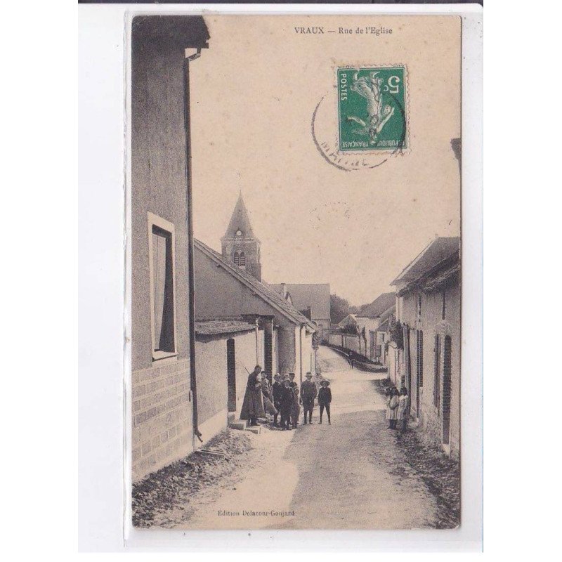 VRAUX: rue de l'église - très bon état VRAUX: rue de l'église - très bon état