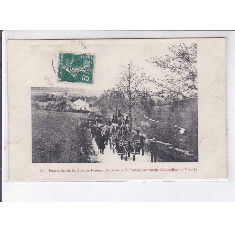 COURCELLES-sur-ANJOU: funérailles de M. Bizot de fontenay, sénateur, le cortège en marché - très bon état