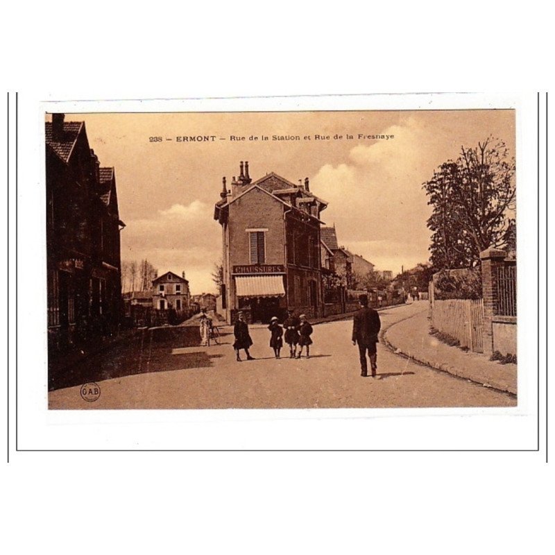 ERMONT : rue de la station et rue de la fresnaye - tres bon etat ERMONT : rue de la station et rue de la fresnaye - tres bon etat