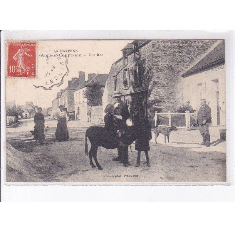 SAINT-AIGNAN-COUPTRAIN: une rue - très bon état