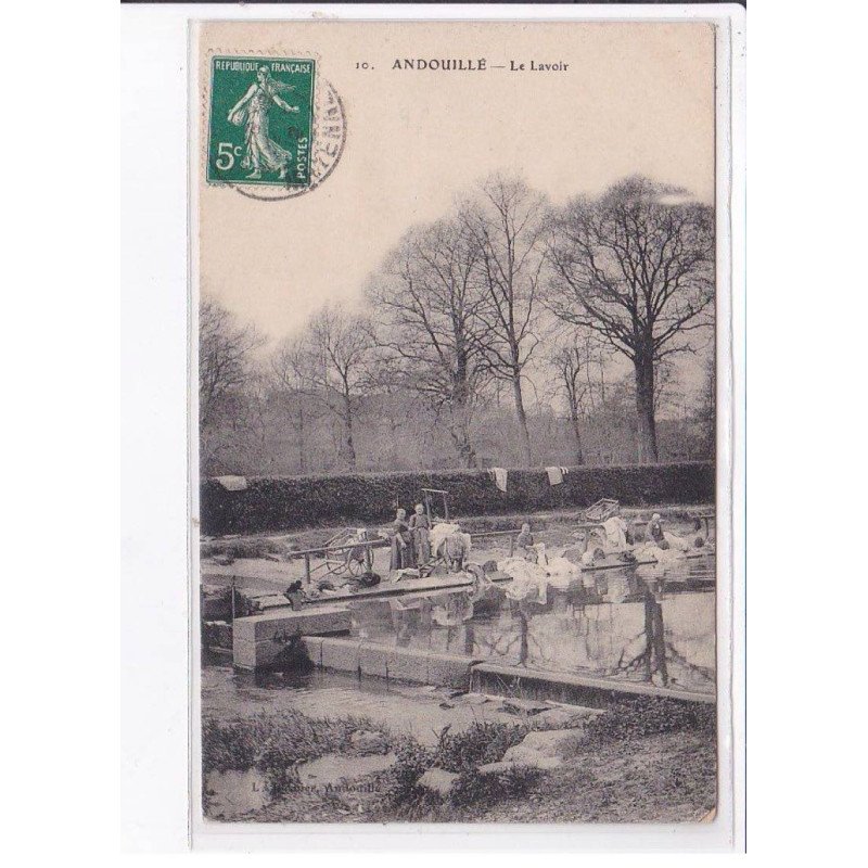 ANDOUILLE: le lavoir - très bon état